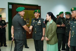 Serah Terima Jabatan danTradisi Warga Akademi Militer