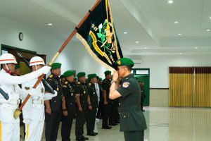 Serah Terima Jabatan danTradisi Warga Akademi Militer