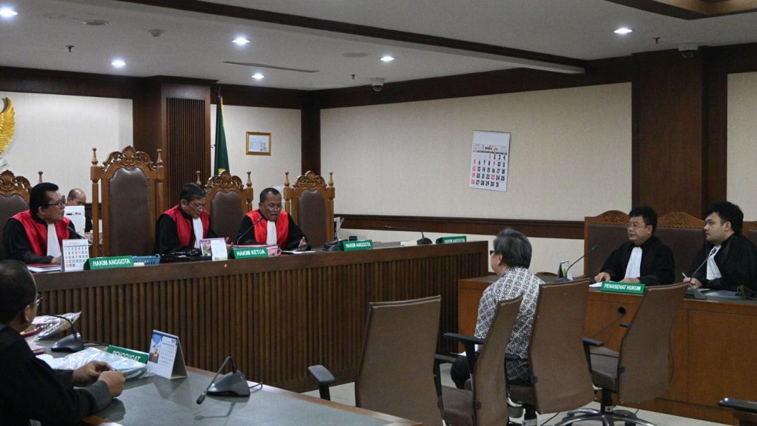 Terdakwa Rudy Dermawan Muliadi